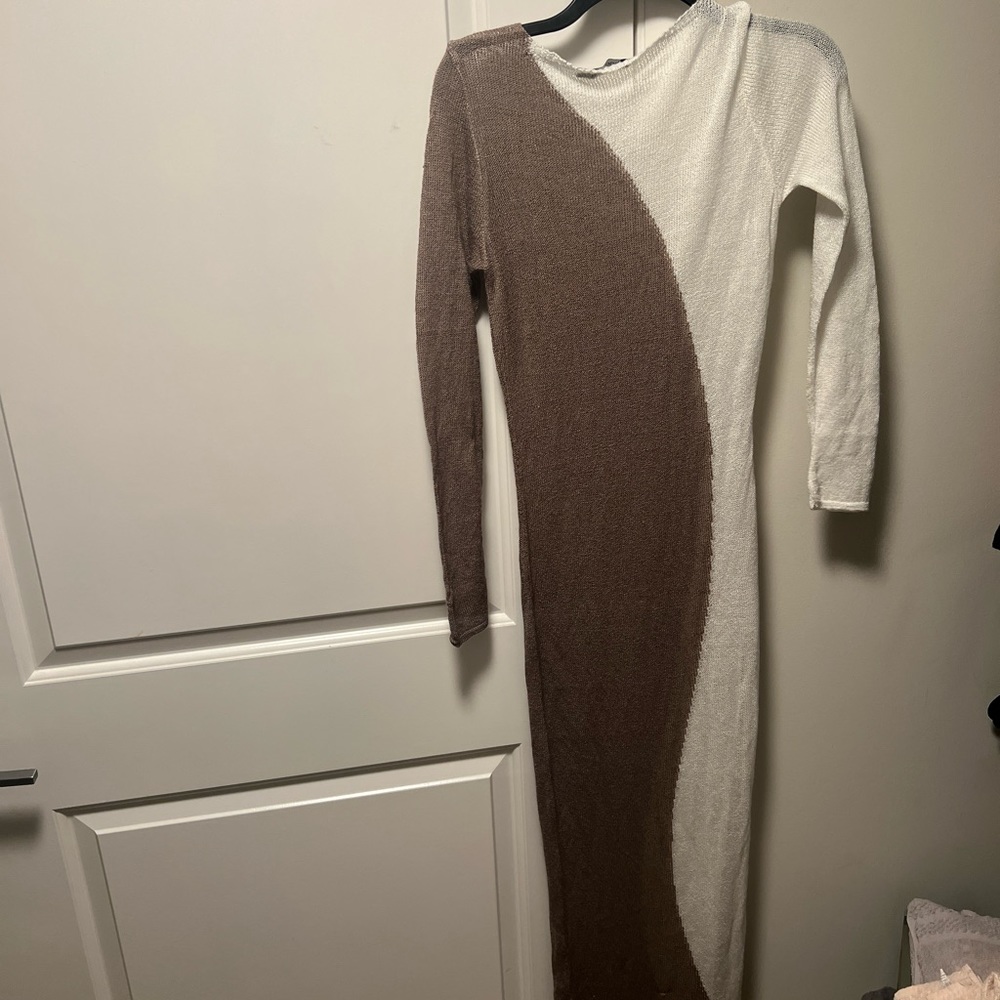 SHEER KNIT CONTRAST SLIT MAXI BEACH DRESS - Picture 5 of 8